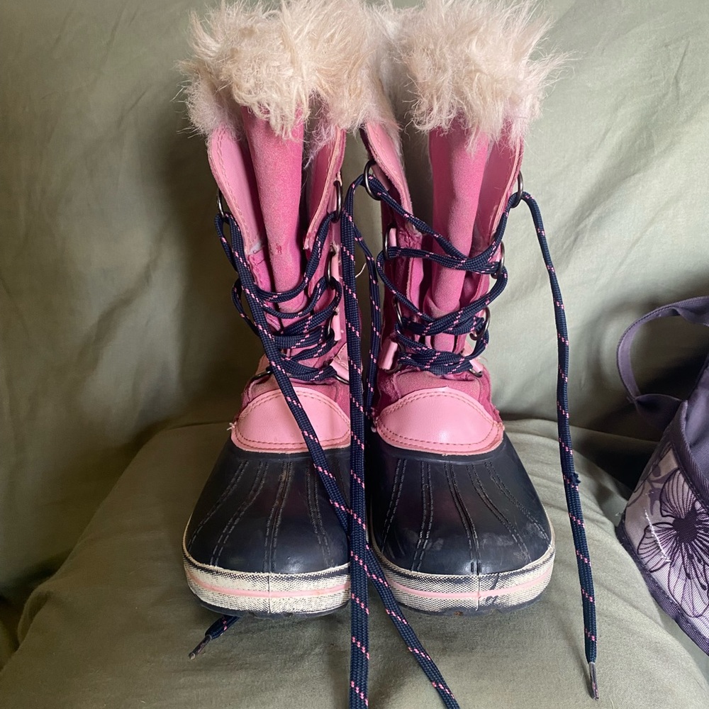 Kids thinsulate boots